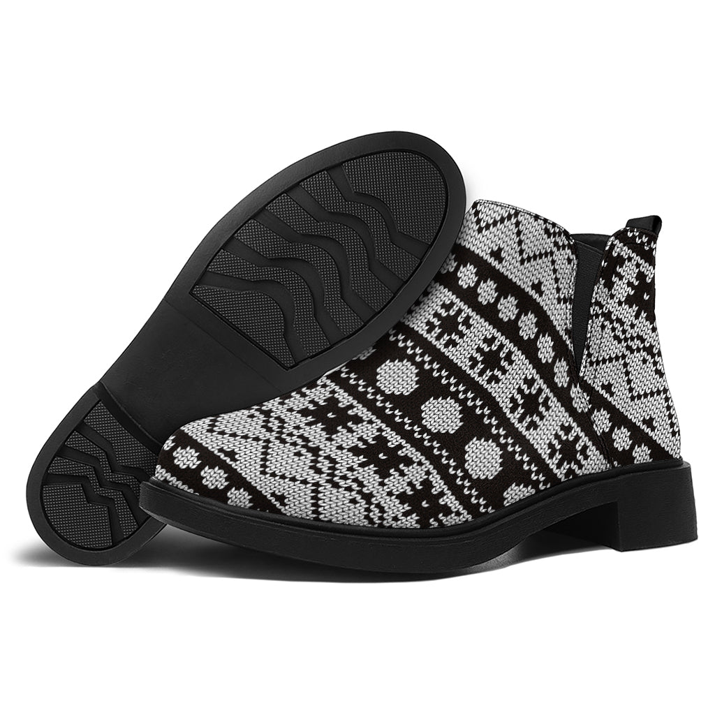 White And Black Knitted Pattern Print Flat Ankle Boots