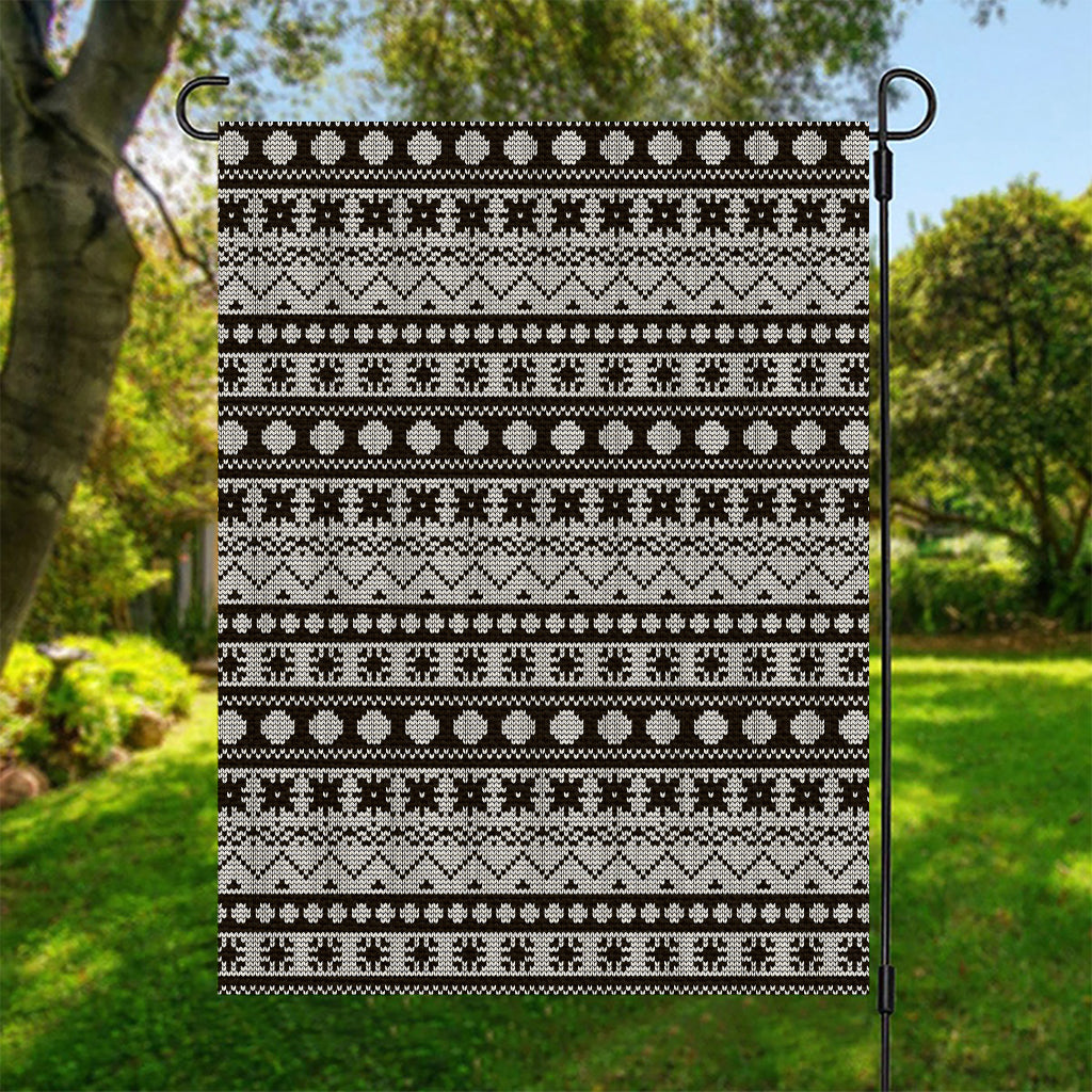 White And Black Knitted Pattern Print Garden Flag