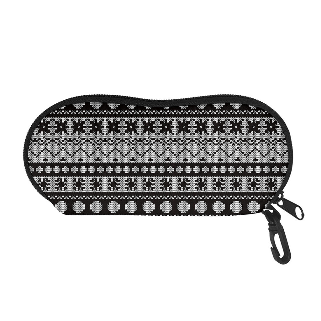 White And Black Knitted Pattern Print Glasses Case