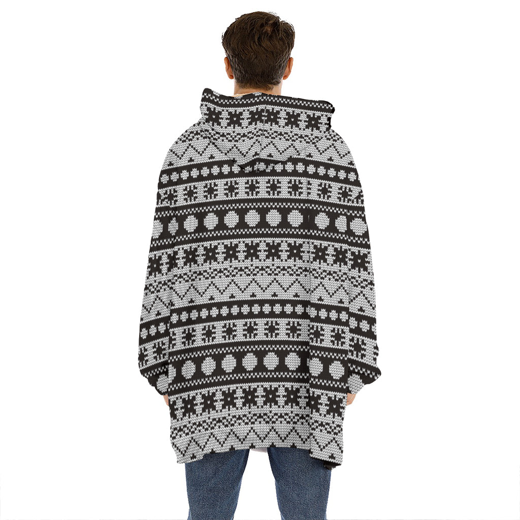 White And Black Knitted Pattern Print Hoodie Blanket