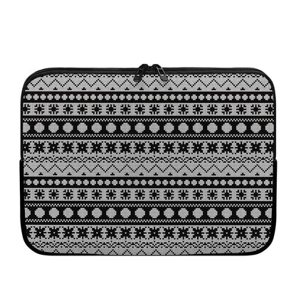 White And Black Knitted Pattern Print Laptop Sleeve