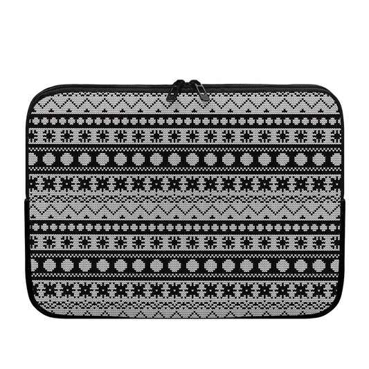 White And Black Knitted Pattern Print Laptop Sleeve