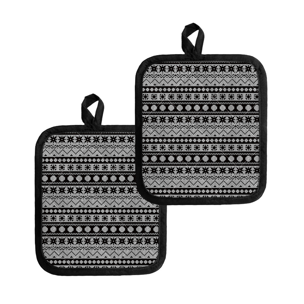 White And Black Knitted Pattern Print Pot Holders