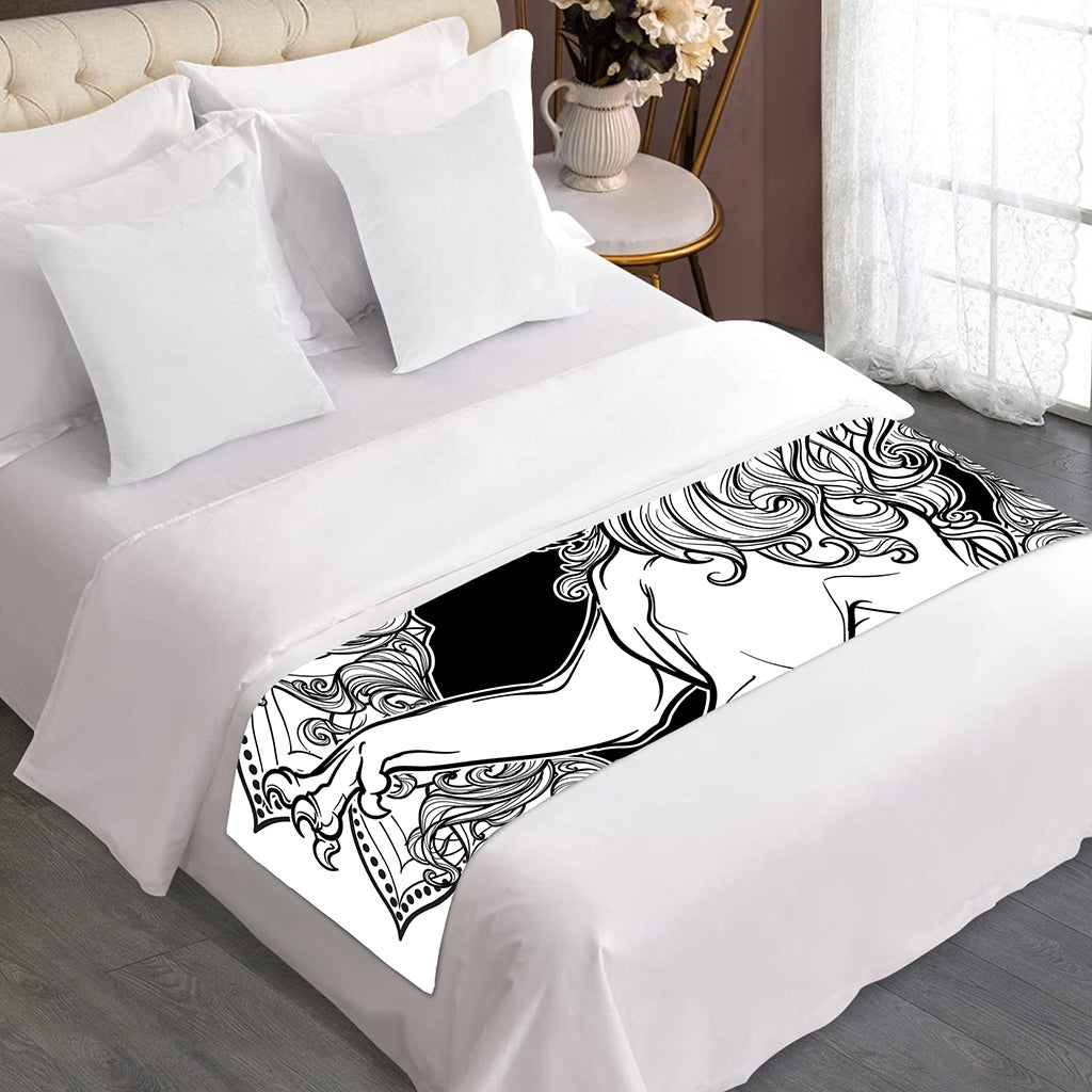White And Black Leo Sign Print Bed Runner