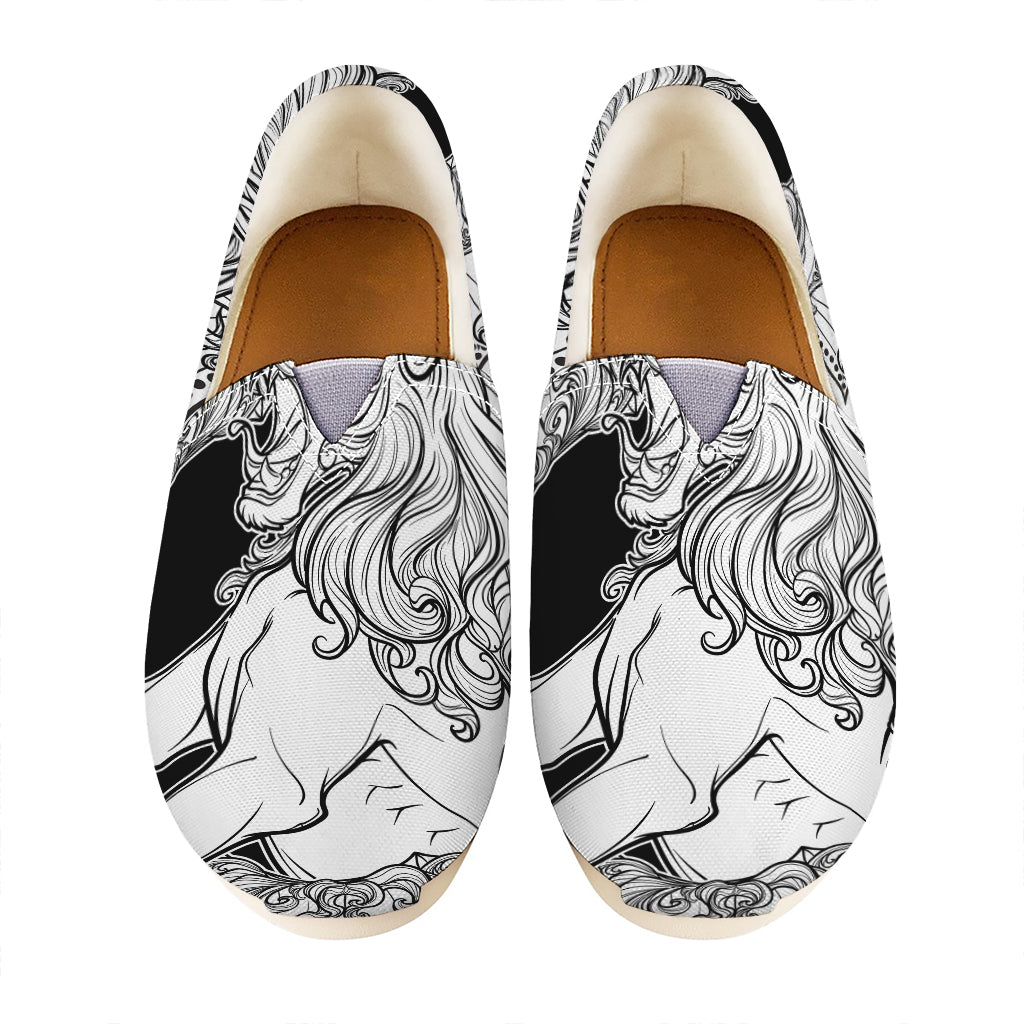 White And Black Leo Sign Print Casual Shoes