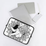 White And Black Leo Sign Print Laptop Sleeve