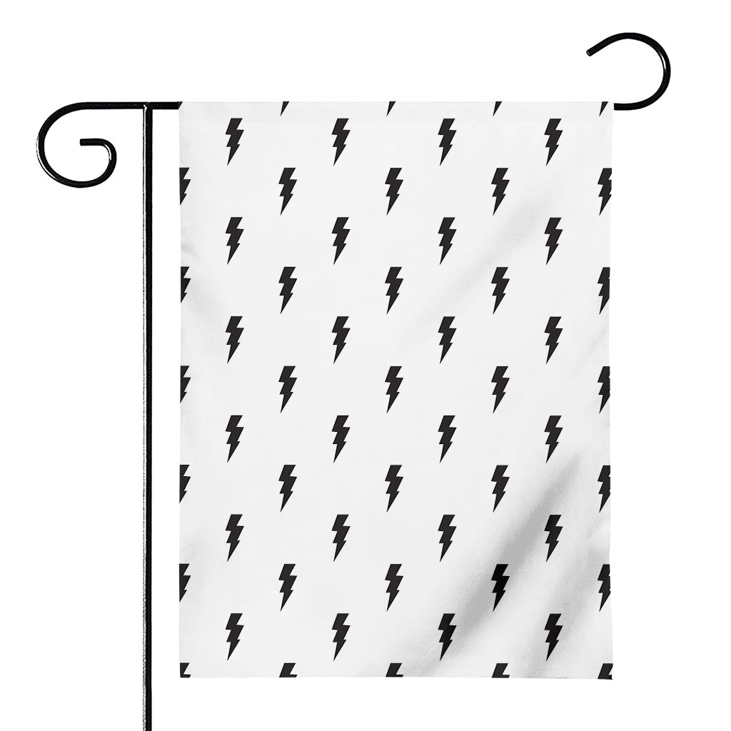 White And Black Lightning Pattern Print House Flag