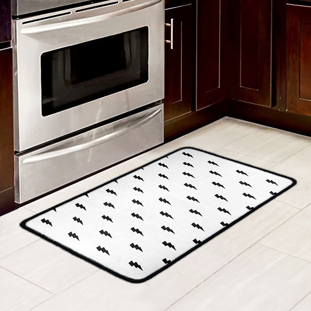 White And Black Lightning Pattern Print Kitchen Mat