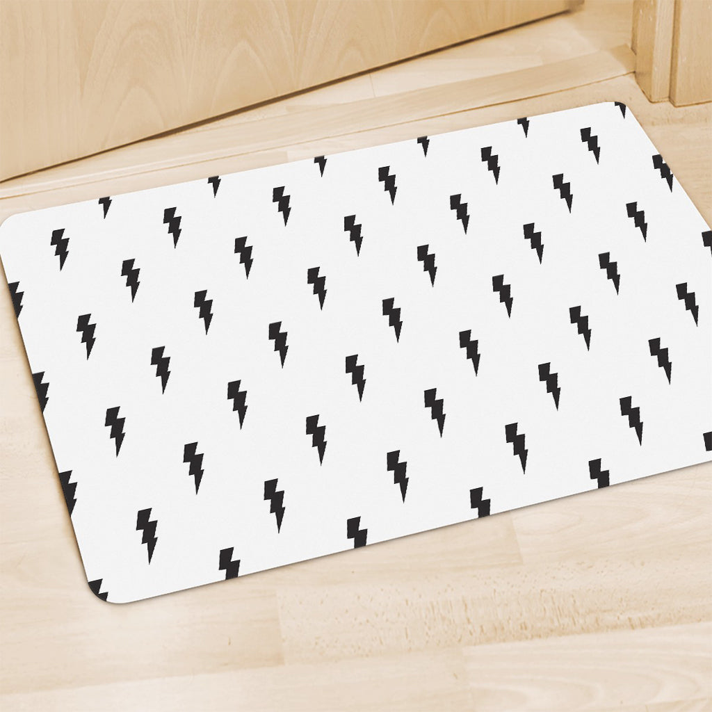 White And Black Lightning Pattern Print Polyester Doormat