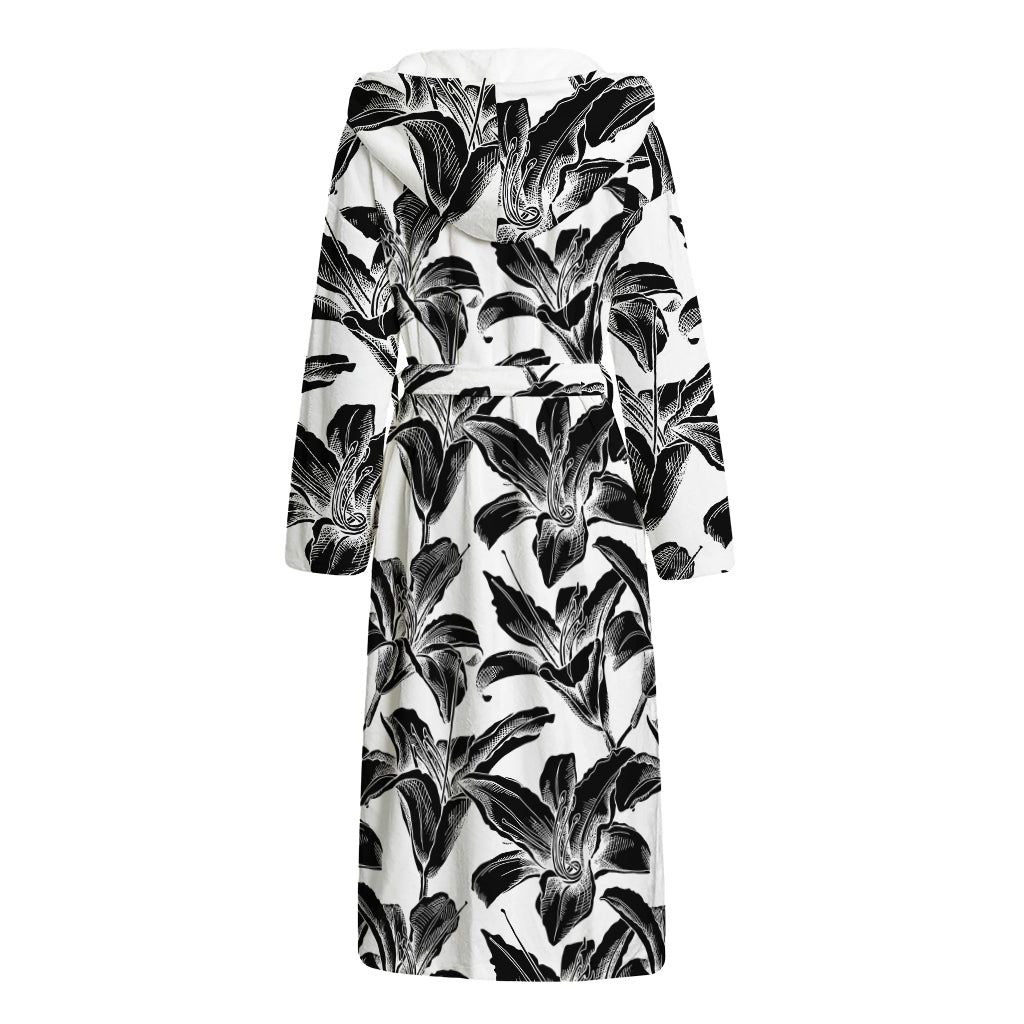 White And Black Lily Pattern Print Hooded Bathrobe