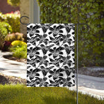 White And Black Lily Pattern Print House Flag