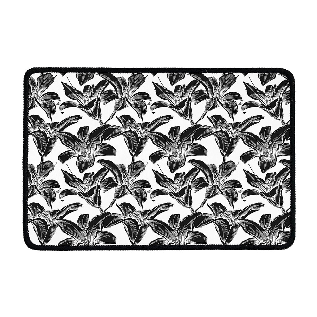 White And Black Lily Pattern Print Kitchen Mat