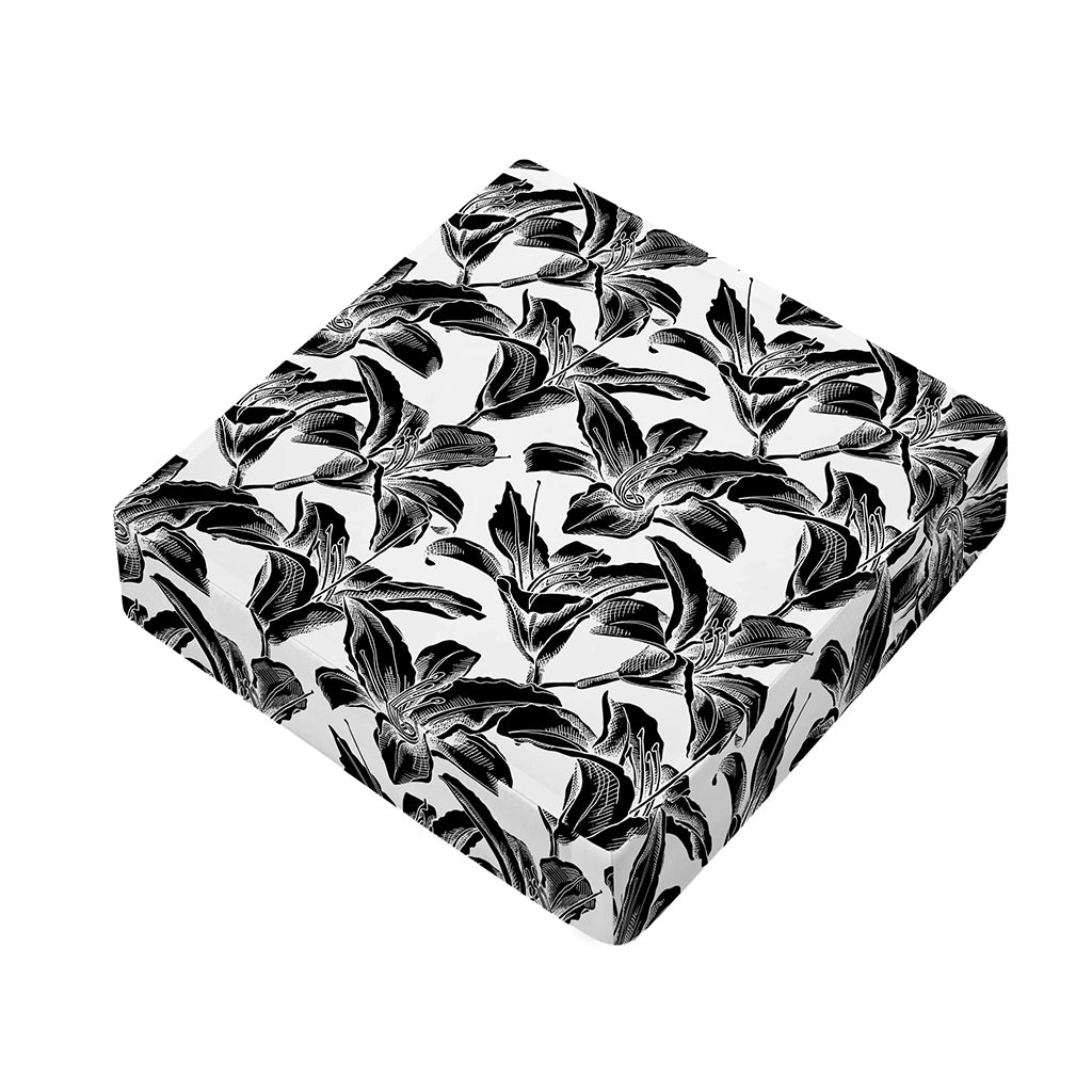White And Black Lily Pattern Print Outdoor Seat Cushion Cover