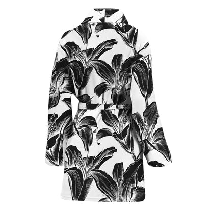 White And Black Lily Pattern Print Women's Bathrobe
