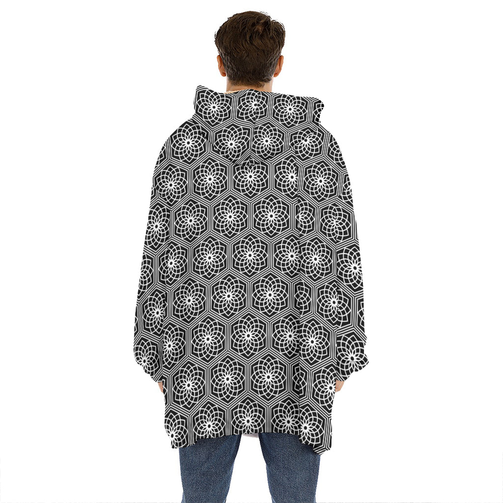 White And Black Lotus Pattern Print Hoodie Blanket