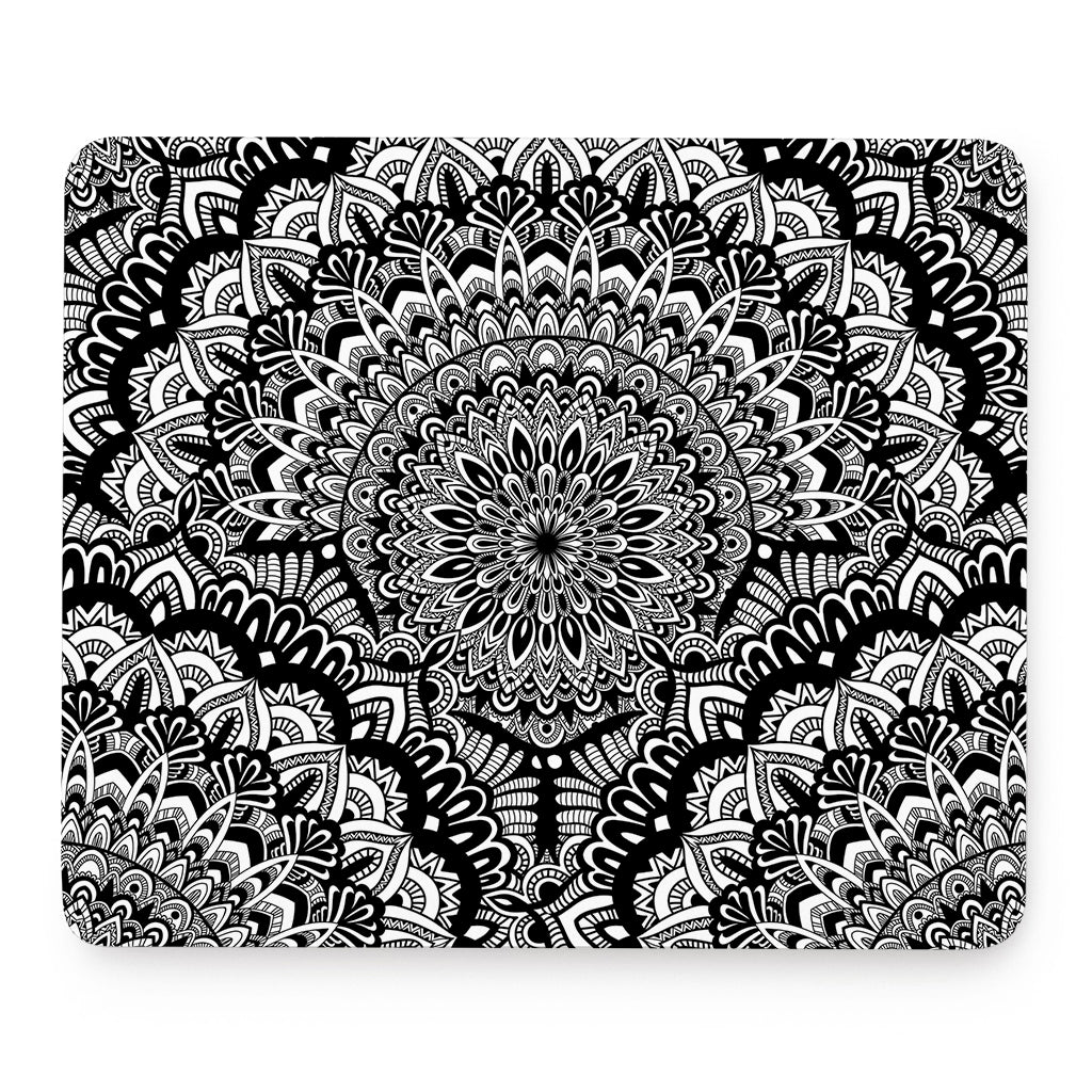 White And Black Mandala Print Mouse Pad