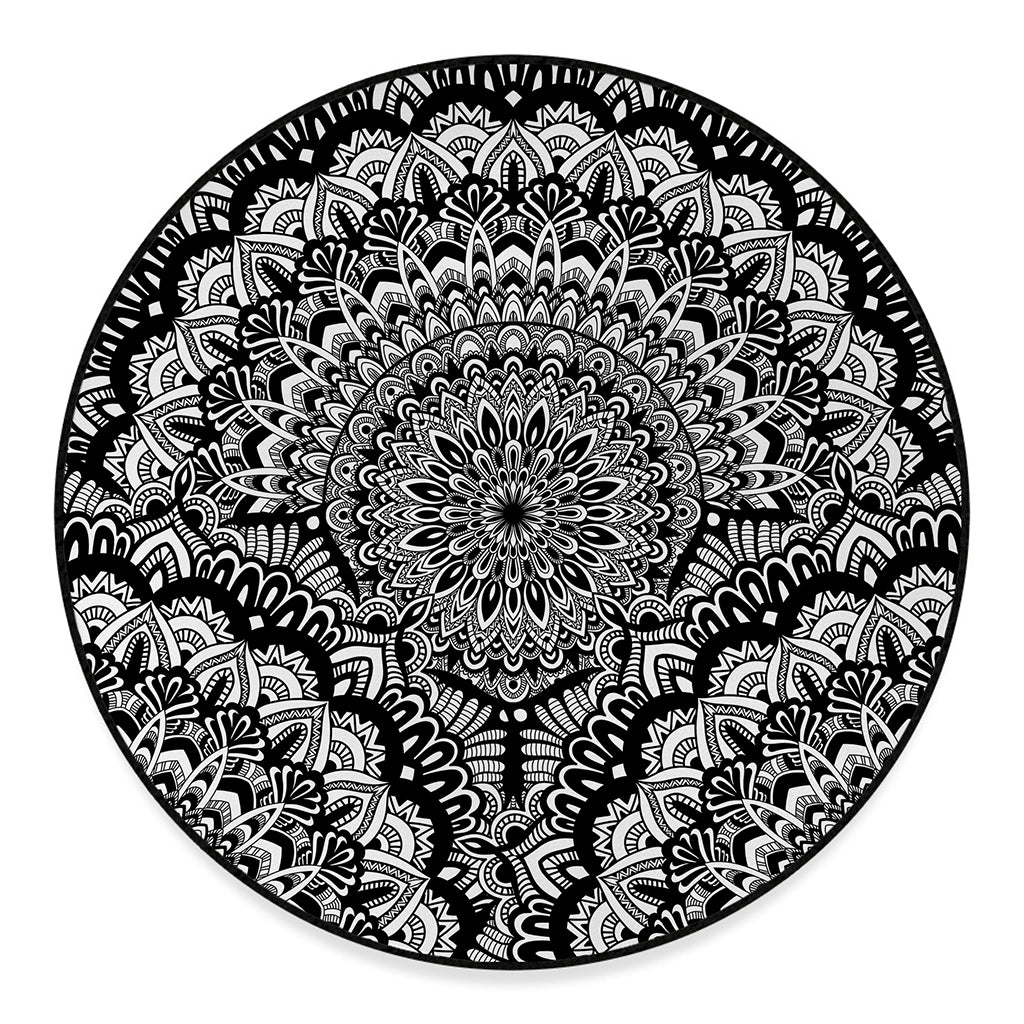 White And Black Mandala Print Round Floor Mat