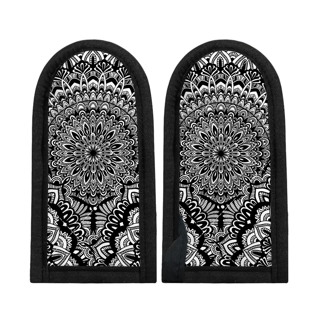 White And Black Mandala Print Skillet Handle Cover