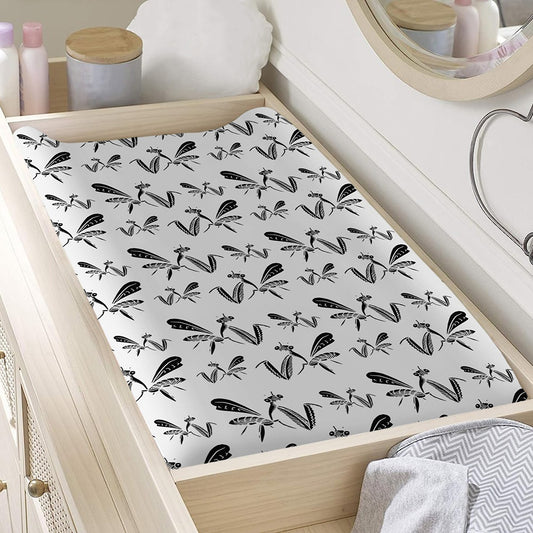 White And Black Mantis Pattern Print Changing Pad Cover