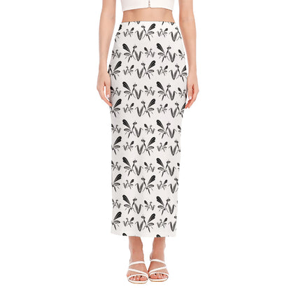 White And Black Mantis Pattern Print Side Slit Maxi Skirt