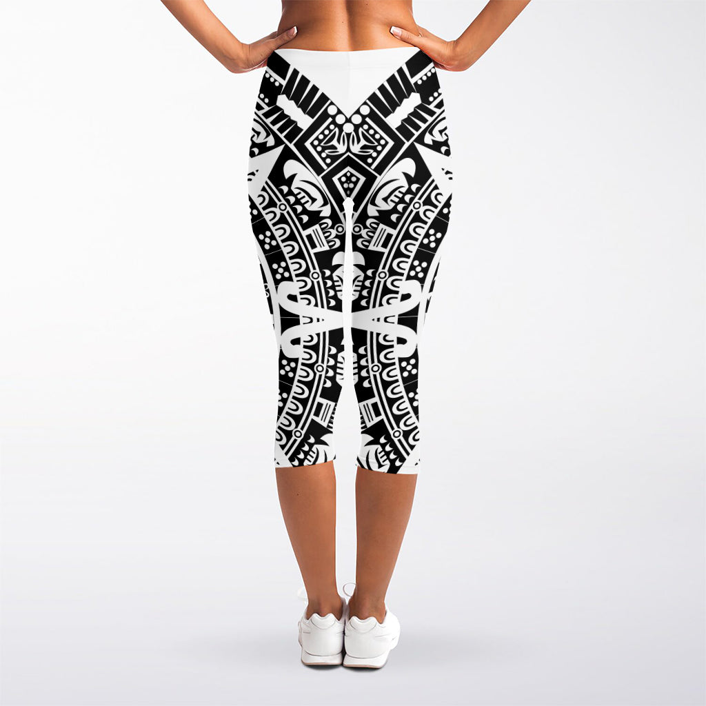 White And Black Maya Calendar Print Women's Capri Leggings