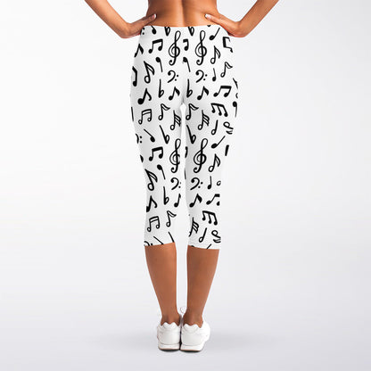 White And Black Music Note Pattern Print Women's Capri Leggings