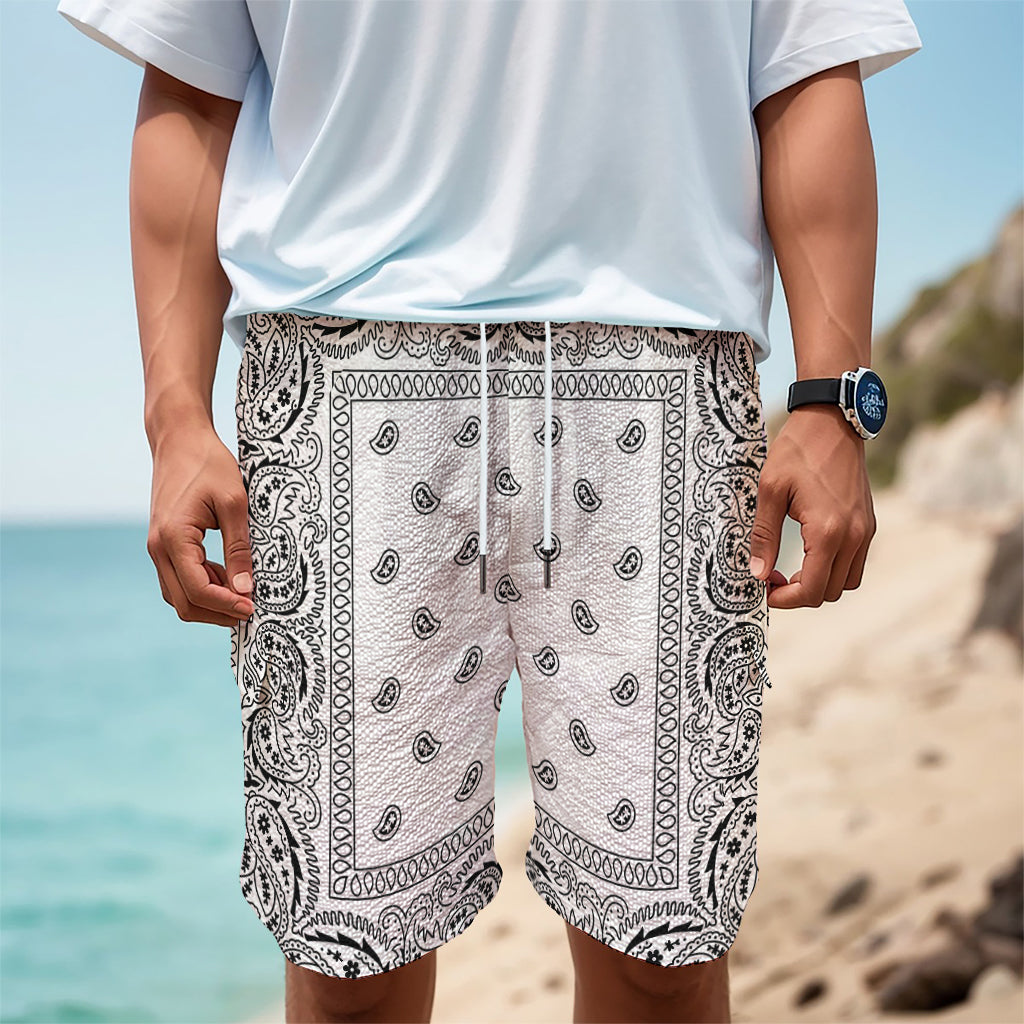 White And Black Paisley Bandana Print Men's Cargo Shorts