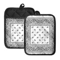 White And Black Paisley Bandana Print Pot Holders With Pocket