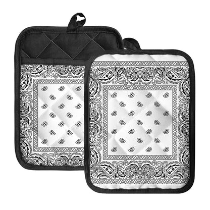 White And Black Paisley Bandana Print Pot Holders With Pocket