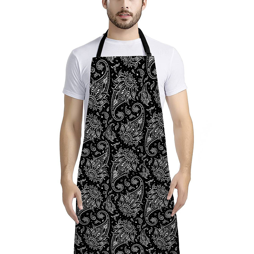 White And Black Paisley Pattern Print Bib Apron With Pocket