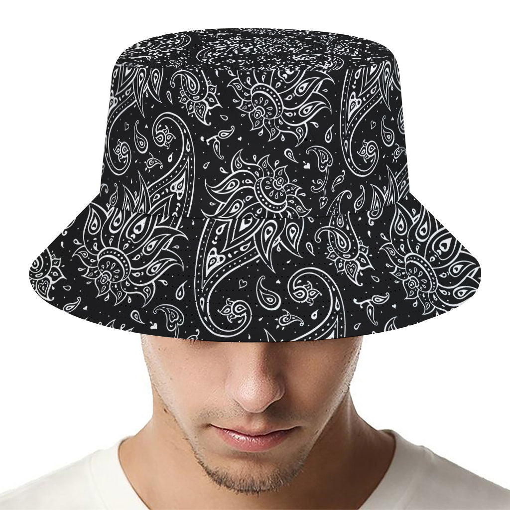 White And Black Paisley Pattern Print Bucket Hat