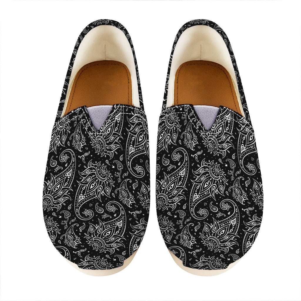 White And Black Paisley Pattern Print Casual Shoes