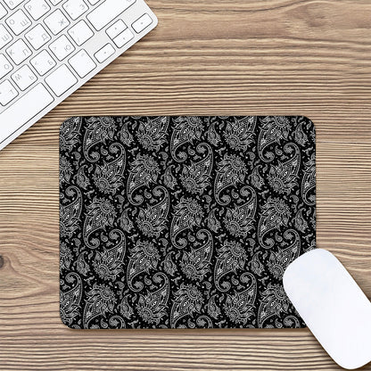 White And Black Paisley Pattern Print Mouse Pad
