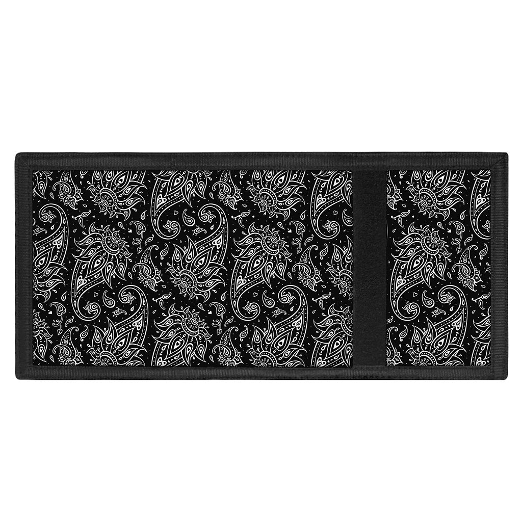 White And Black Paisley Pattern Print Trifold Wallet