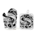 White And Black Pisces Sign Print Oven Mitt And Pot Holder Set