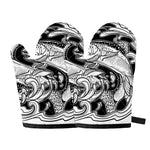 White And Black Pisces Sign Print Oven Mitts