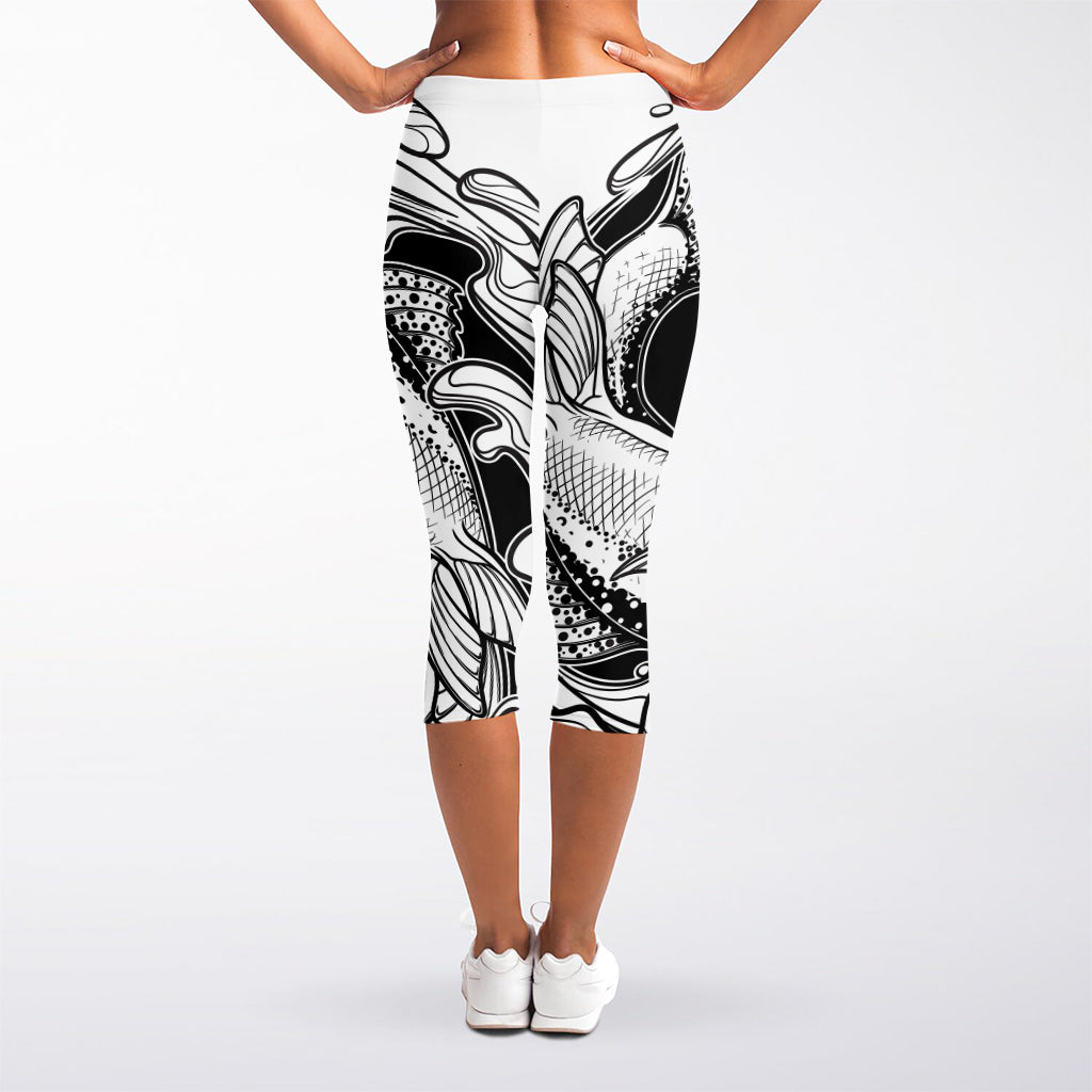 White And Black Pisces Sign Print Women's Capri Leggings