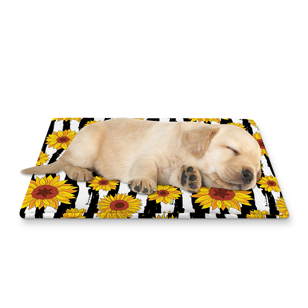 White And Black Stripe Sunflower Print Pet Cooling Mat Cover