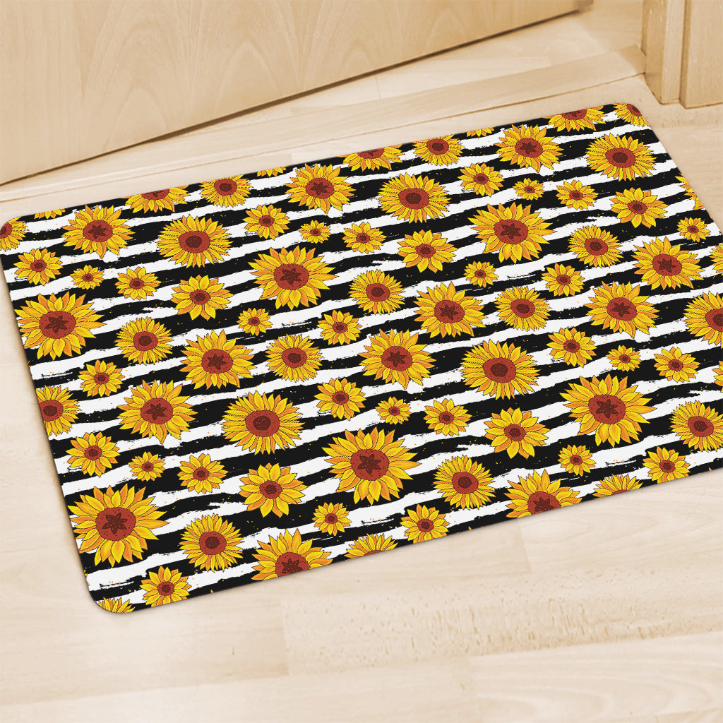 White And Black Stripe Sunflower Print Polyester Doormat