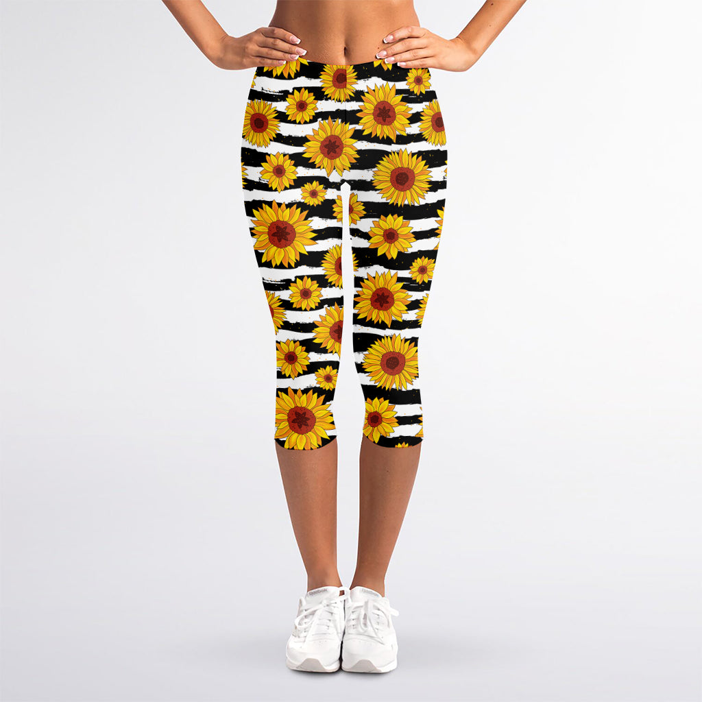 White And Black Stripe Sunflower Print Women's Capri Leggings