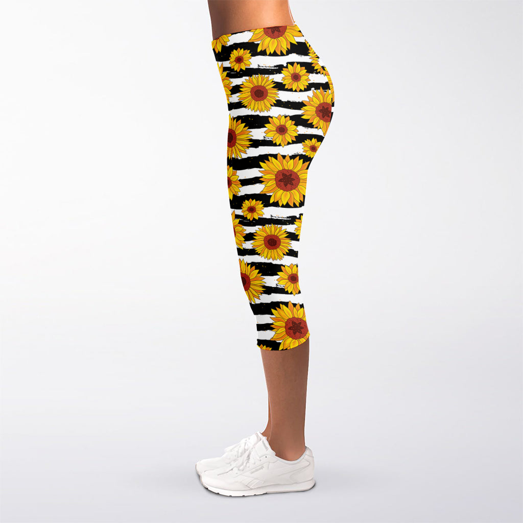 White And Black Stripe Sunflower Print Women's Capri Leggings