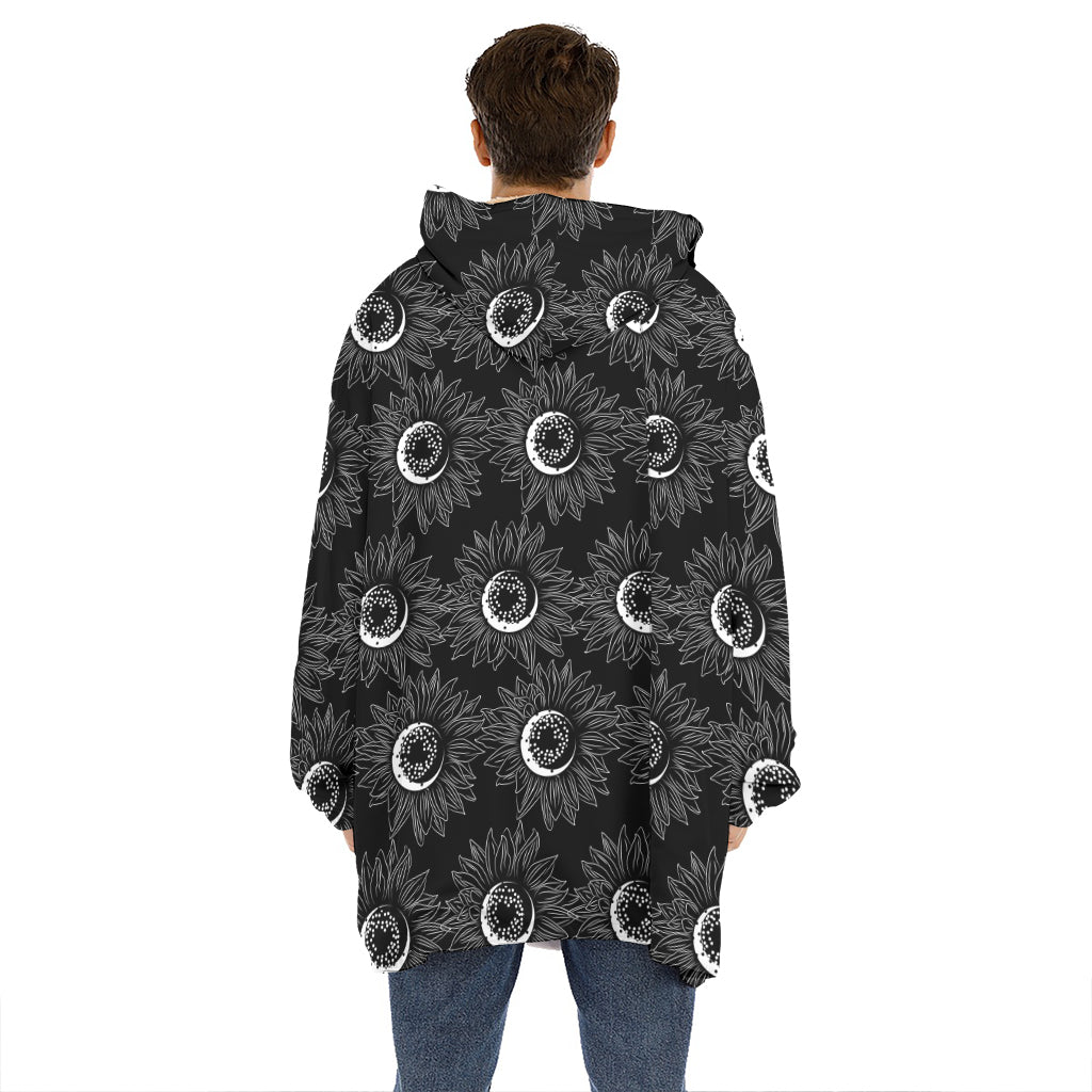 White And Black Sunflower Pattern Print Hoodie Blanket