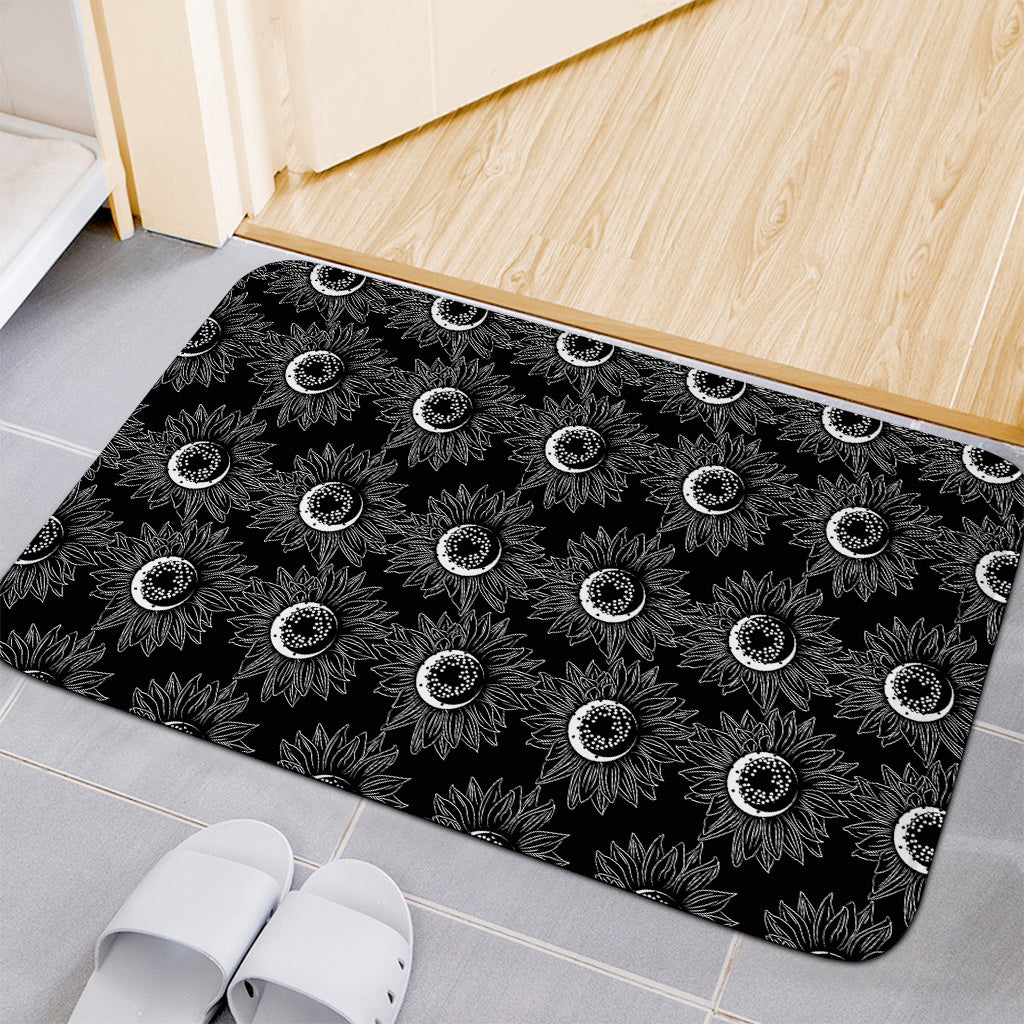 White And Black Sunflower Pattern Print Indoor Door Mat