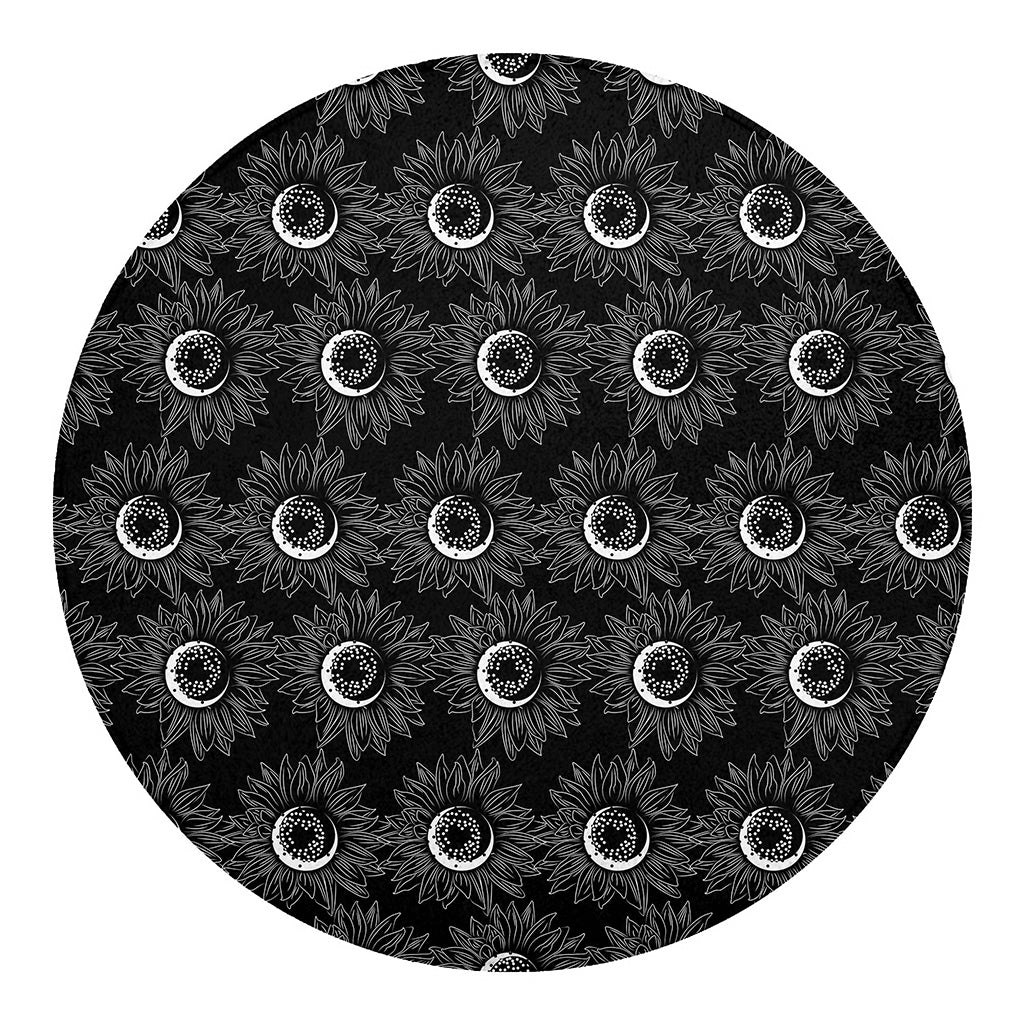 White And Black Sunflower Pattern Print Round Blanket