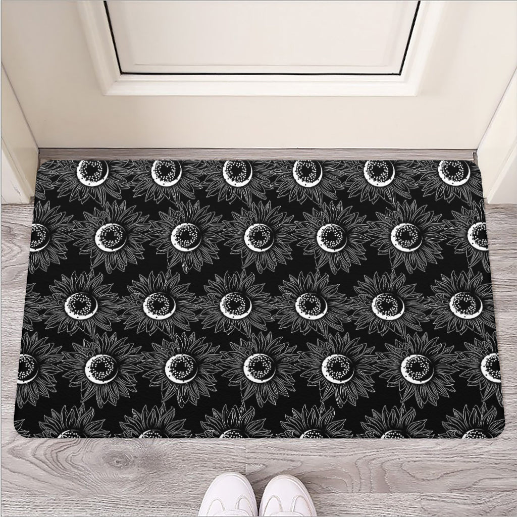 White And Black Sunflower Pattern Print Rubber Doormat