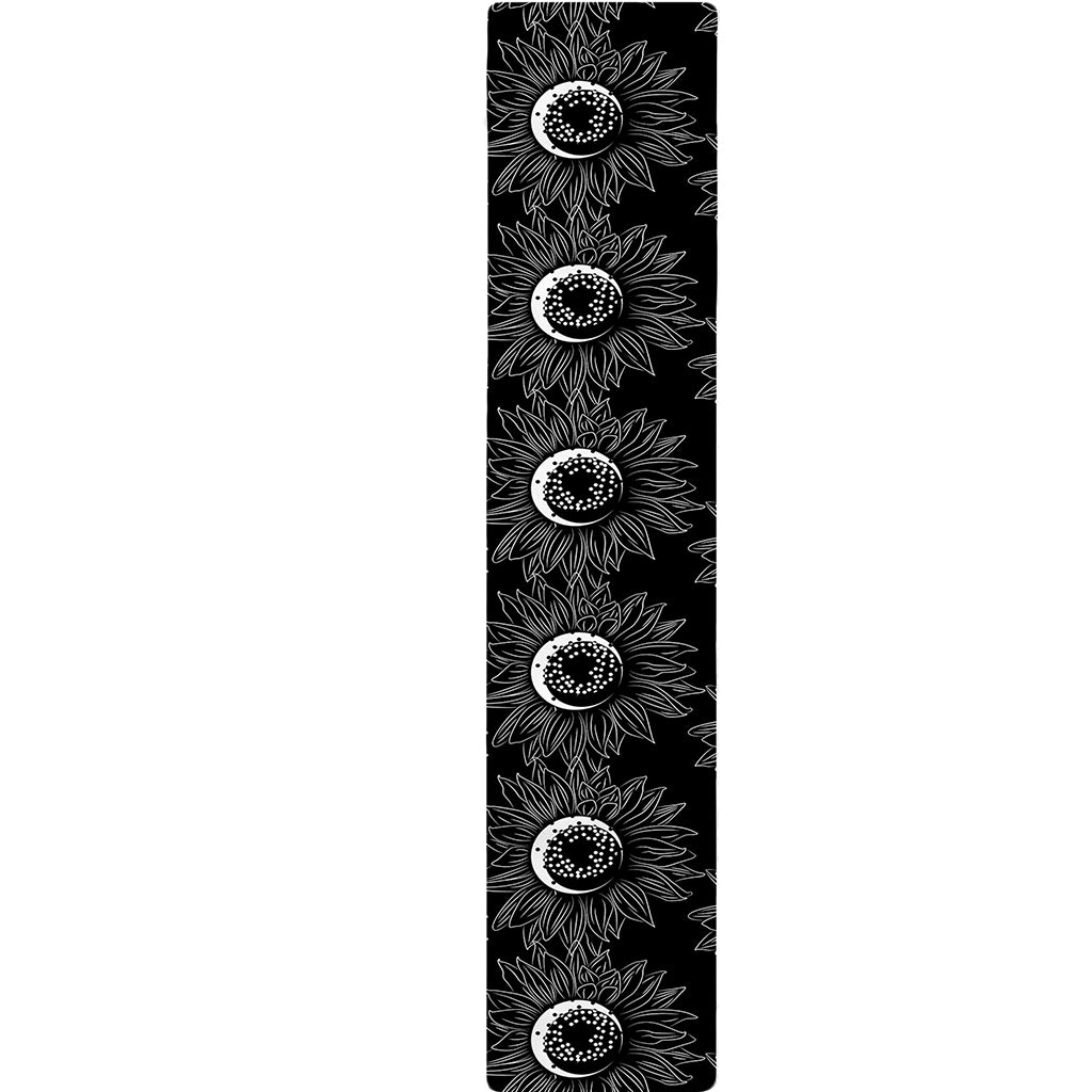 White And Black Sunflower Pattern Print Table Runner