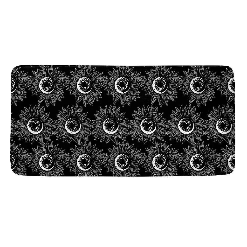 White And Black Sunflower Pattern Print Towel