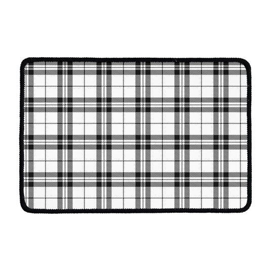 White And Black Tartan Pattern Print Kitchen Mat