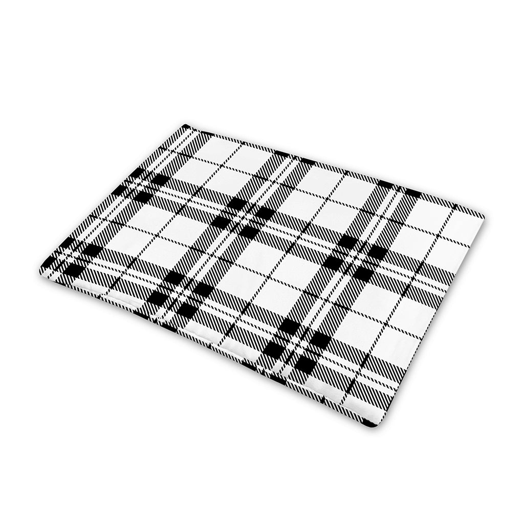 White And Black Tartan Pattern Print Pet Cooling Mat Cover