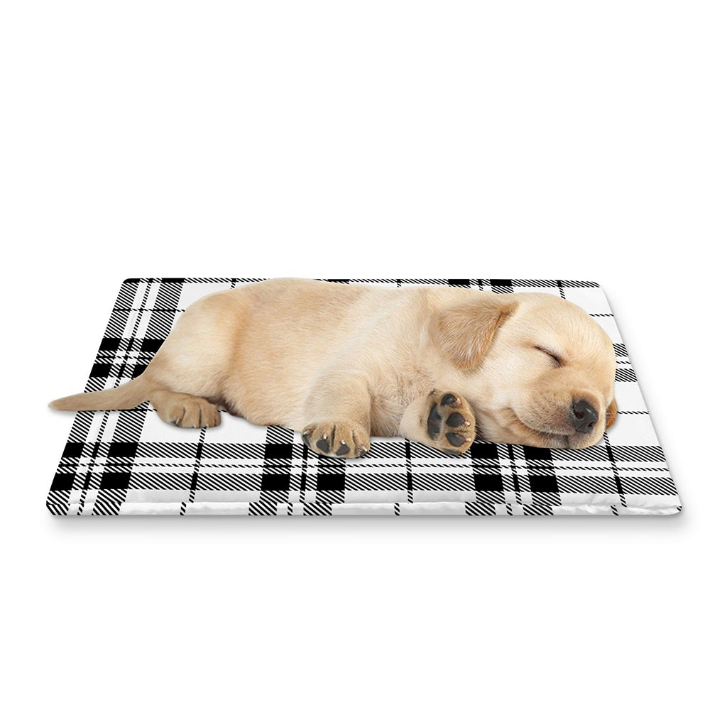 White And Black Tartan Pattern Print Pet Cooling Mat Cover